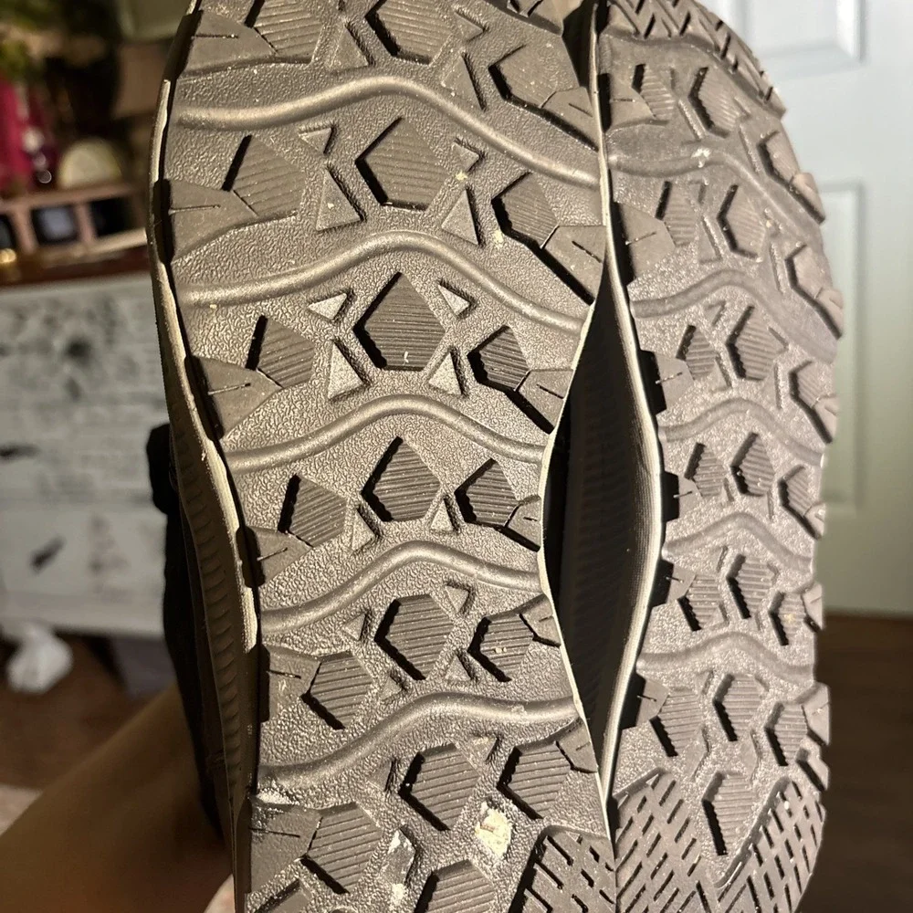 Eddie Bauer Women's Balasana‎ Quilted Upper Lightweight Winter Boot Size 8
